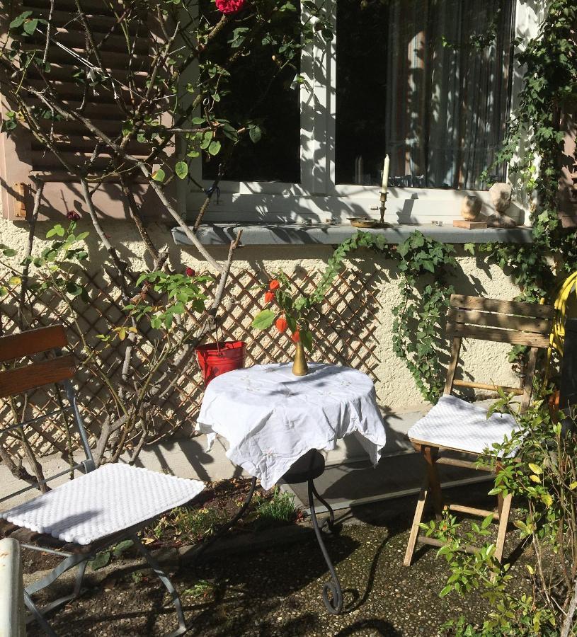 Vintage-Mansarde Uber Wilden Garten Estugarda Exterior foto